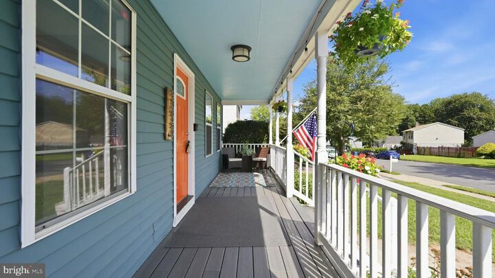 Property Photo: 5633 Roundtree Drive VA 22193