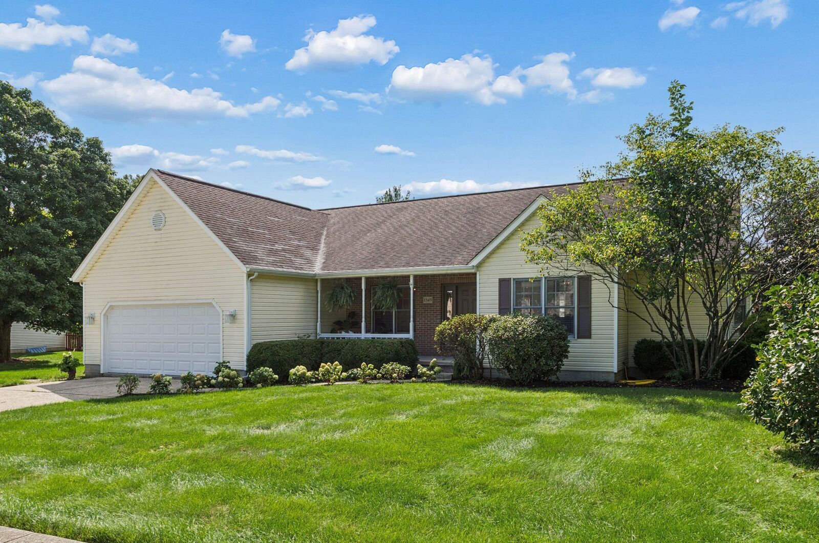 Property Photo: 1349 Bluejack Lane OH 43056