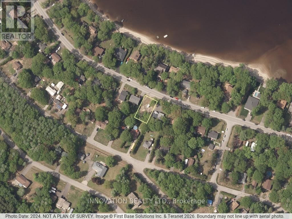 Property Photo:  433 Bayview Drive  ON K0A 3M0 
