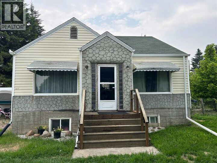 Property Photo:  4517 53 Street  AB T9X 1X9 