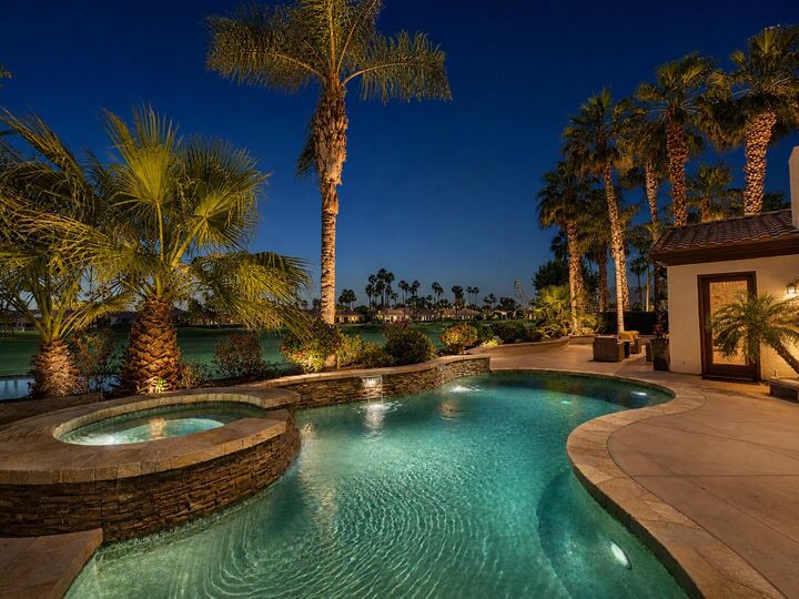 Property Photo:  56430 Muirfield Village  CA 92253 