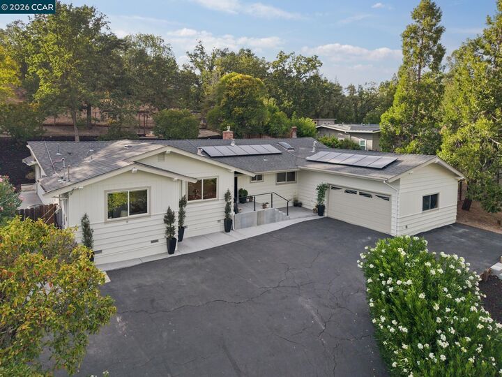 Property Photo: 367 Shady Glen Rd CA 94596