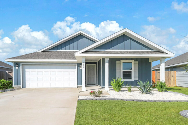 Property Photo:  330 Gray Owl Drive  FL 32439 