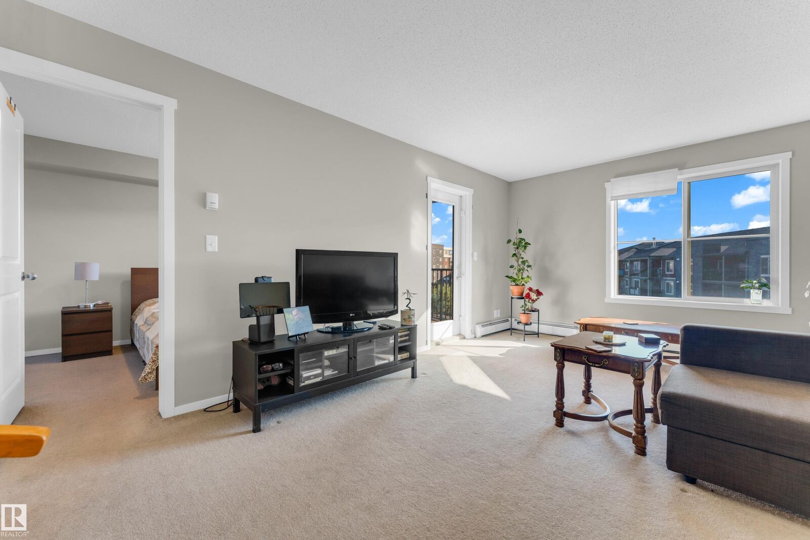 Property Photo:  3315 James Mowatt Trail SW 430  AB T6W 3L9 