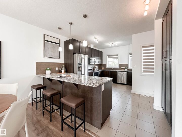 Property Photo:  150 Everitt Dr 11  AB T8N 7R8 