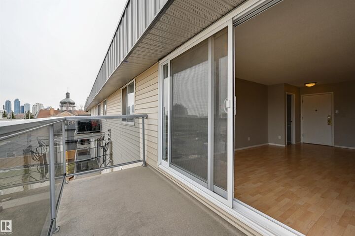 Property Photo: 11019 107 Street NW 402 AB T5H 2Z6