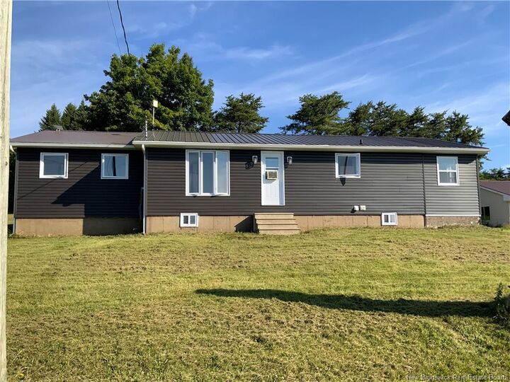 Property Photo:  4 Lamoreaux Road  NB E7L 2Y1 
