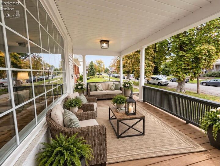 Property Photo:  907 Central Avenue  OH 44870 