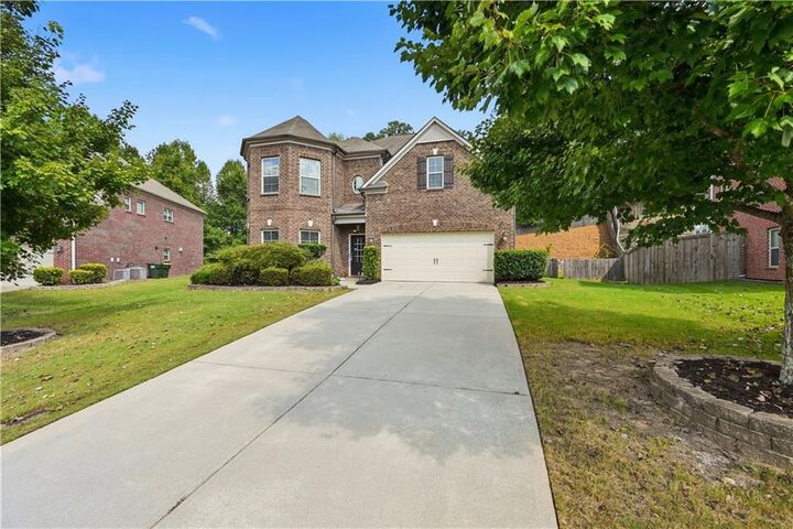 Property Photo:  5950 Somersby Circle  GA 30005 