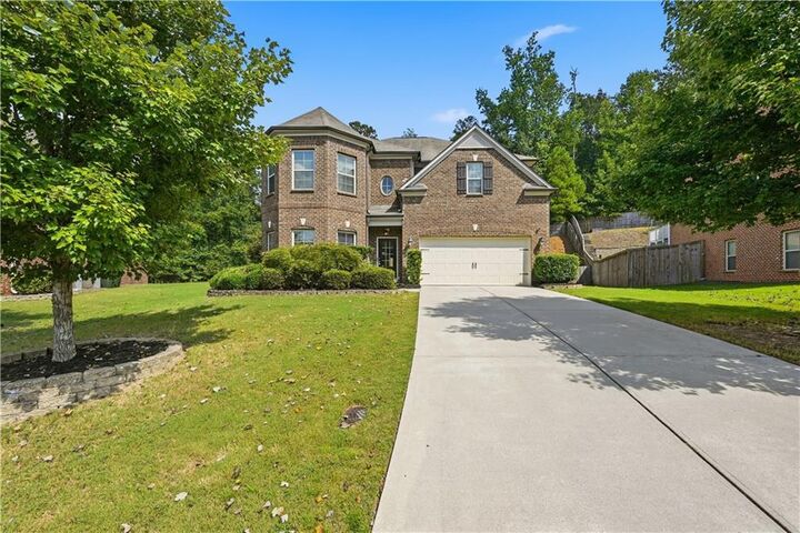 Property Photo: 5950 Somersby Circle GA 30005