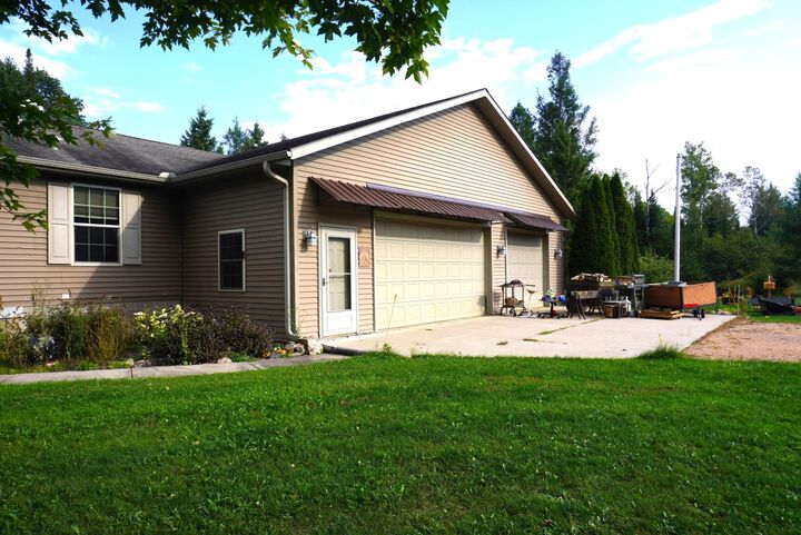 Property Photo:  N6199 Rangeline Rd  WI 54424 