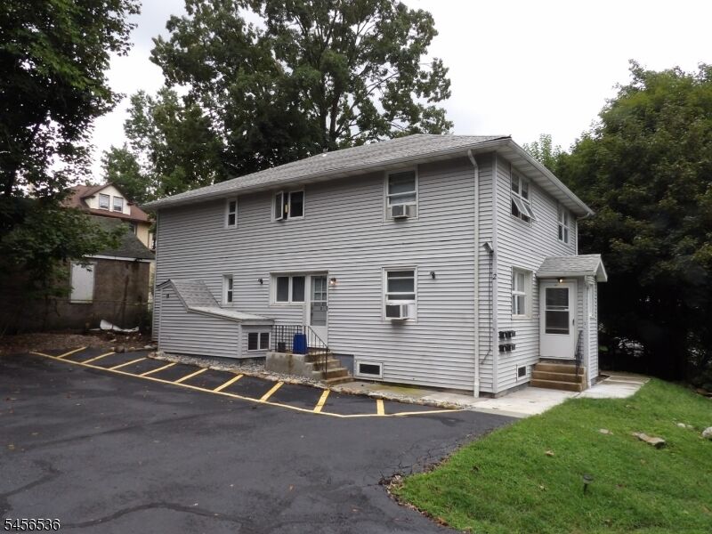 Property Photo:  2 Hasbrouck Ave 1  NJ 07405 