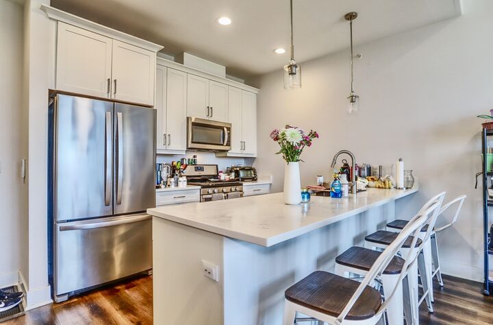 Property Photo: 110 Market St 204 NJ 07663