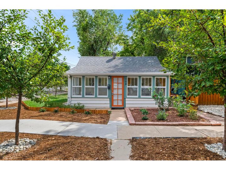 Property Photo: 108 E Chester St CO 80026