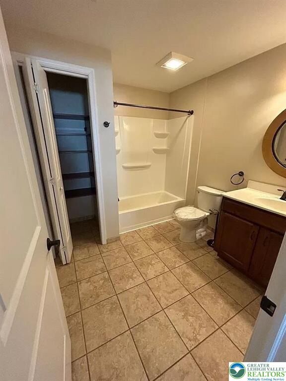 Property Photo:  528 N New Street 2  PA 18018 