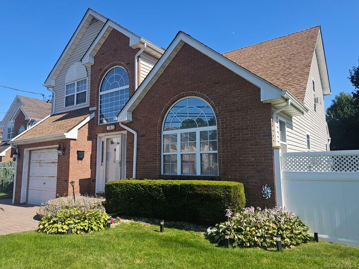 Property Photo:  126 Washington Avenue  NY 11575 