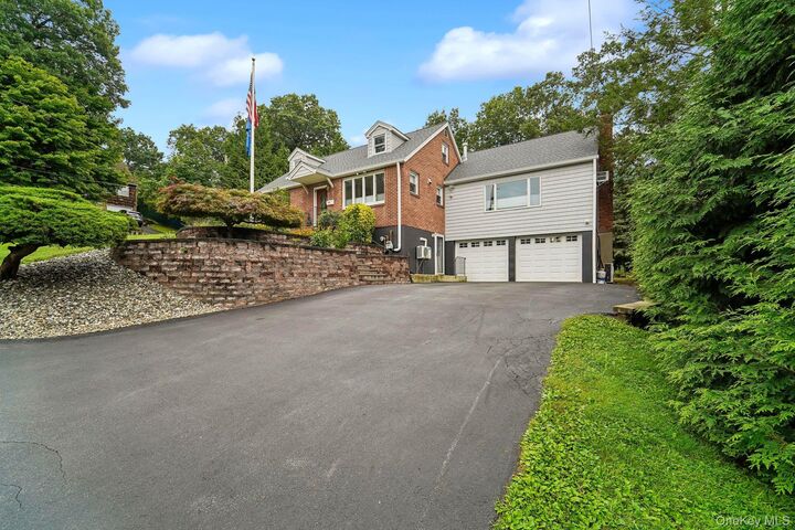 Property Photo:  11 Fairview Place  NY 10901 