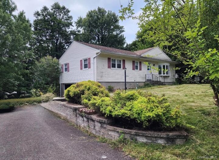 Property Photo:  43 Lancer Drive  NY 12550 