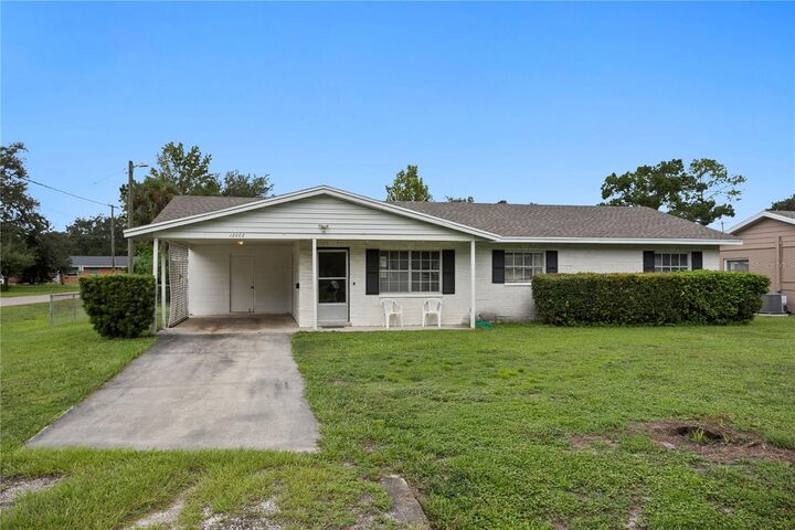 Property Photo:  12002 Gaines Court  FL 33618 