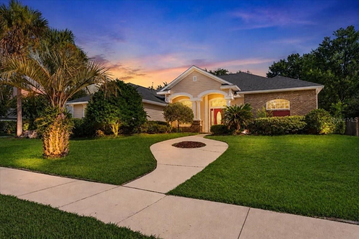 Property Photo: 14160 NW 29th Avenue FL 32606