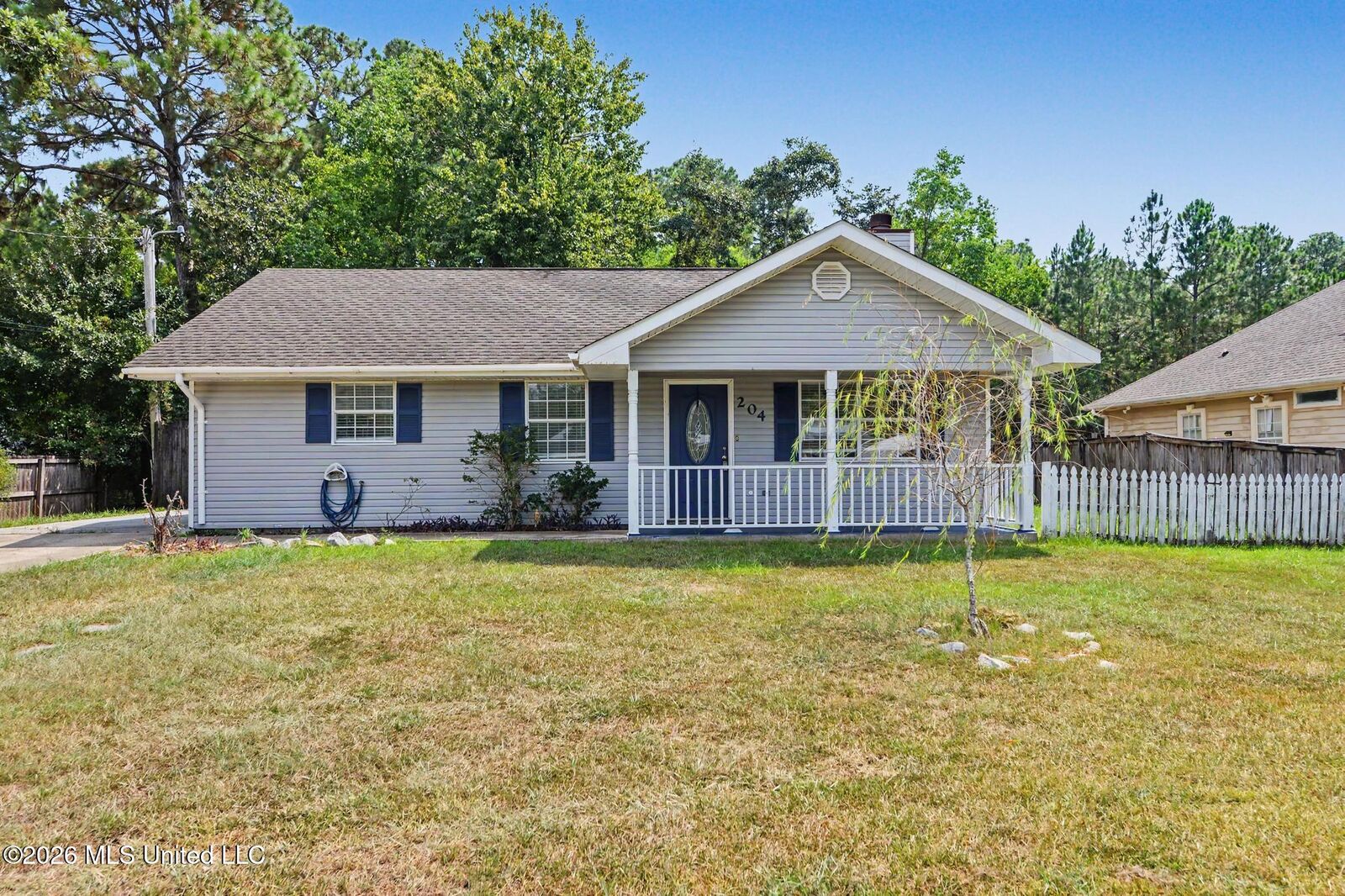 Property Photo:  204 Old Spanish Trail  MS 39576 