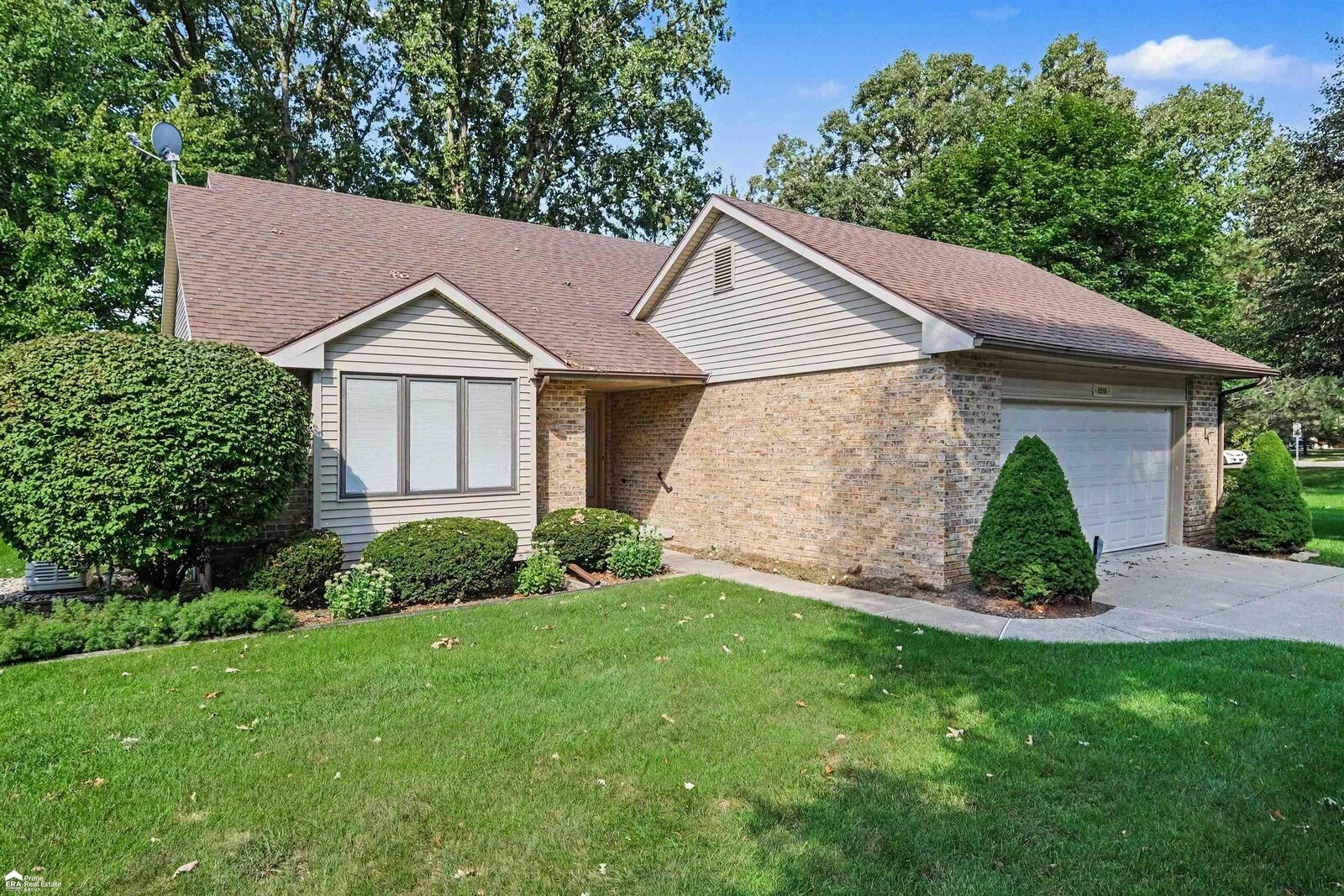 Property Photo:  8280 Butternut Court Street  MI 48439 
