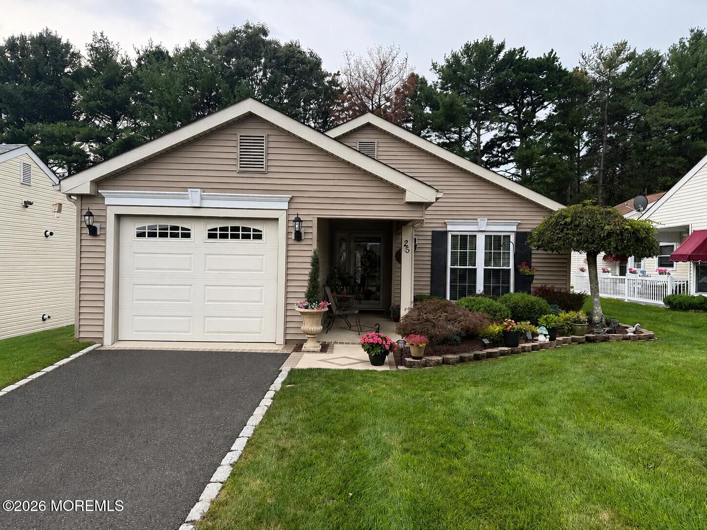 Property Photo:  25 Tarworth Terrace  NJ 08759 