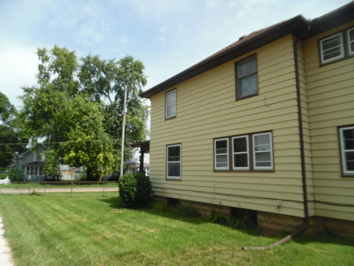Property Photo:  815 Wildwood Avenue  MI 49202 