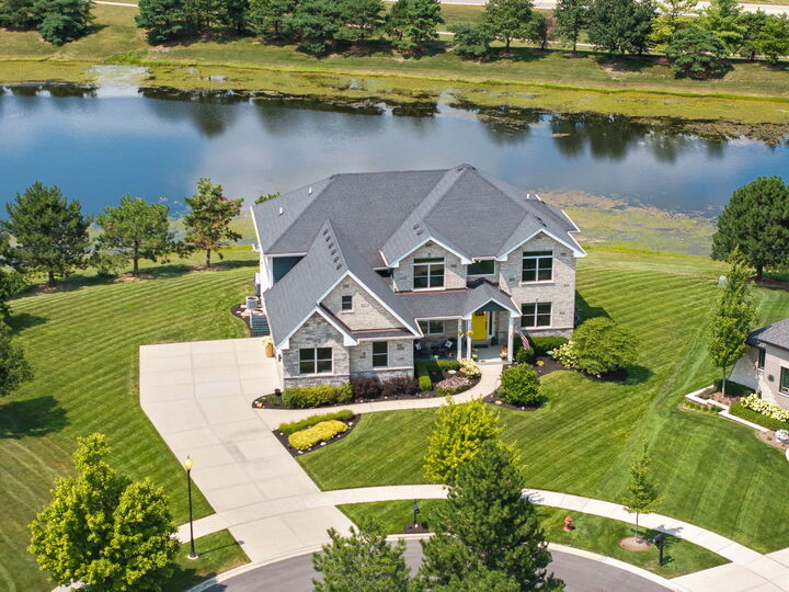 Property Photo: 22384 Mallow Drive IL 60423
