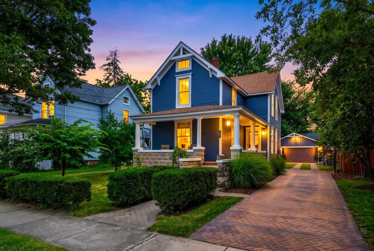 Property Photo: 321 North Avenue IL 60540