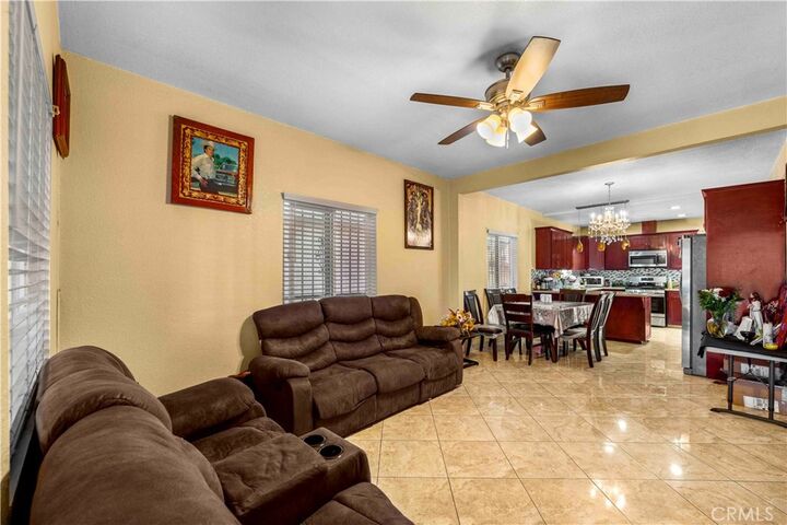 Property Photo: 651 E 53rd CA 90011