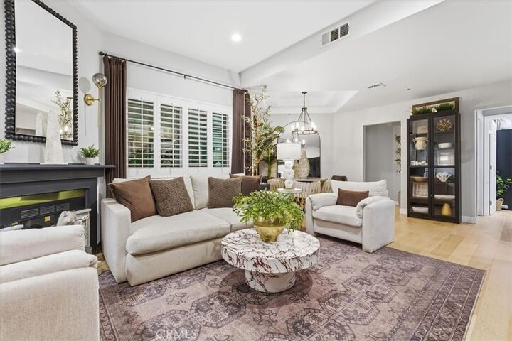 Property Photo: 7236 Amigo CA 91335
