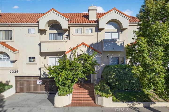 Property Photo:  7236 Amigo 101  CA 91335 