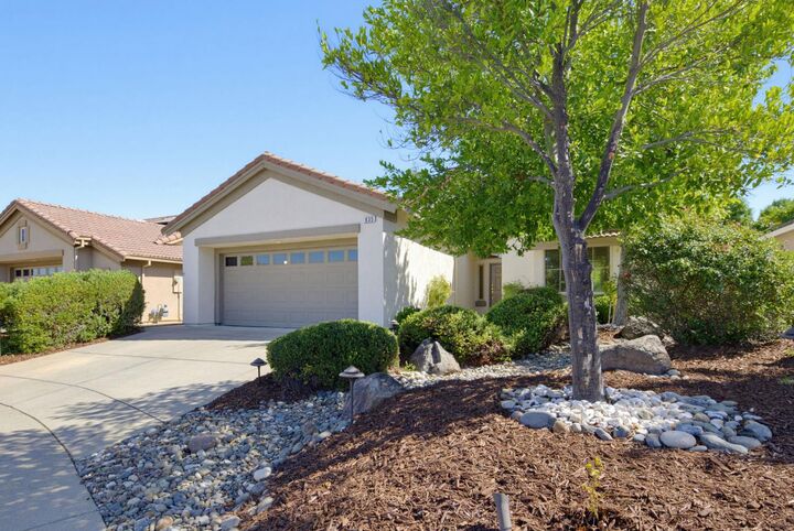 Property Photo:  835 Azalea Court  CA 95648 