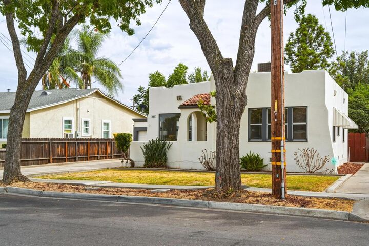 Property Photo:  328 W Lowell Avenue  CA 95376 