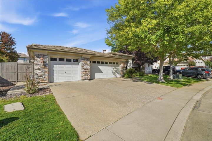 Property Photo:  11833 Stone Hollow Way  CA 95742 