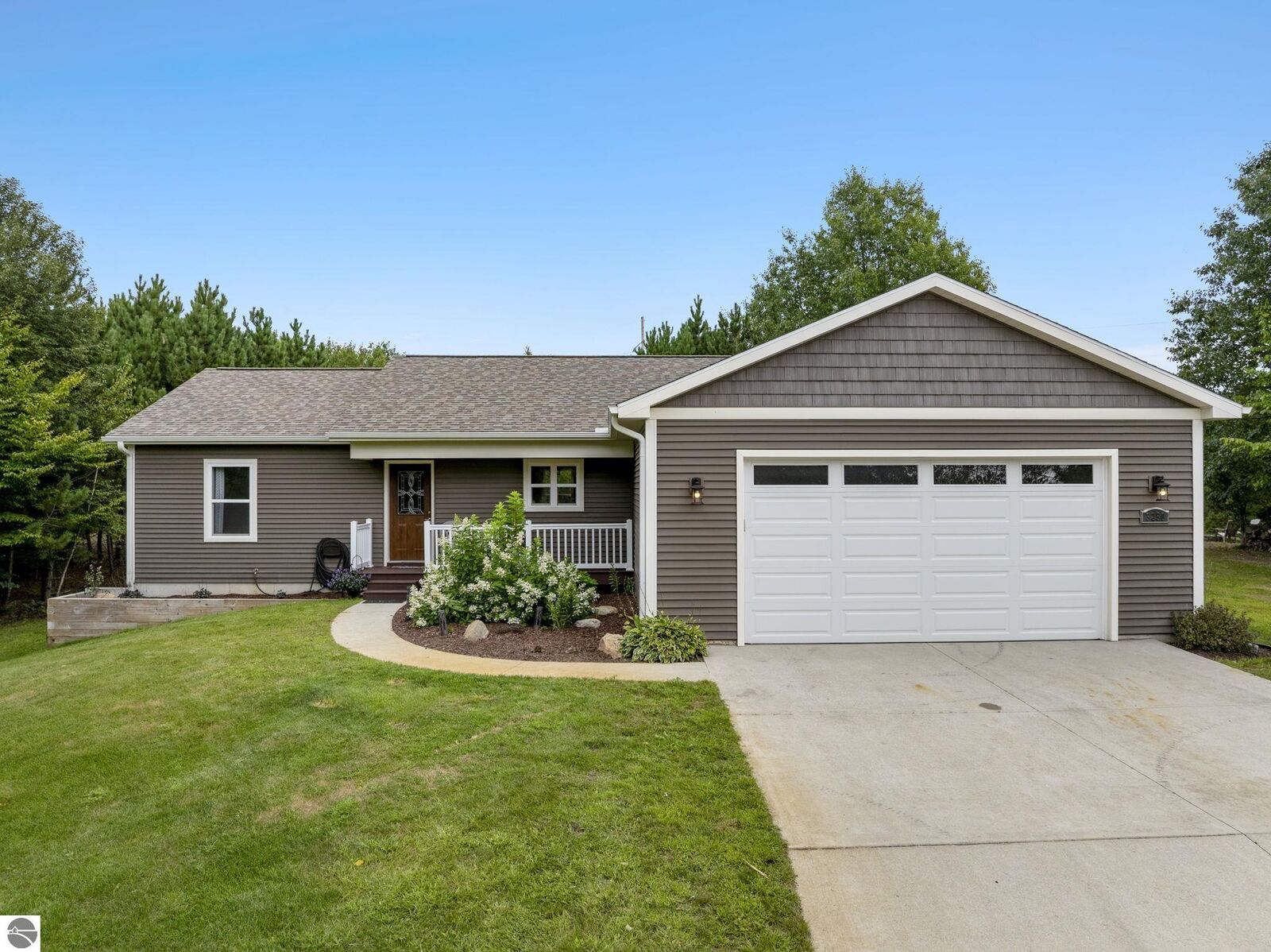 Property Photo: 3250 Tamara Circle MI 49637