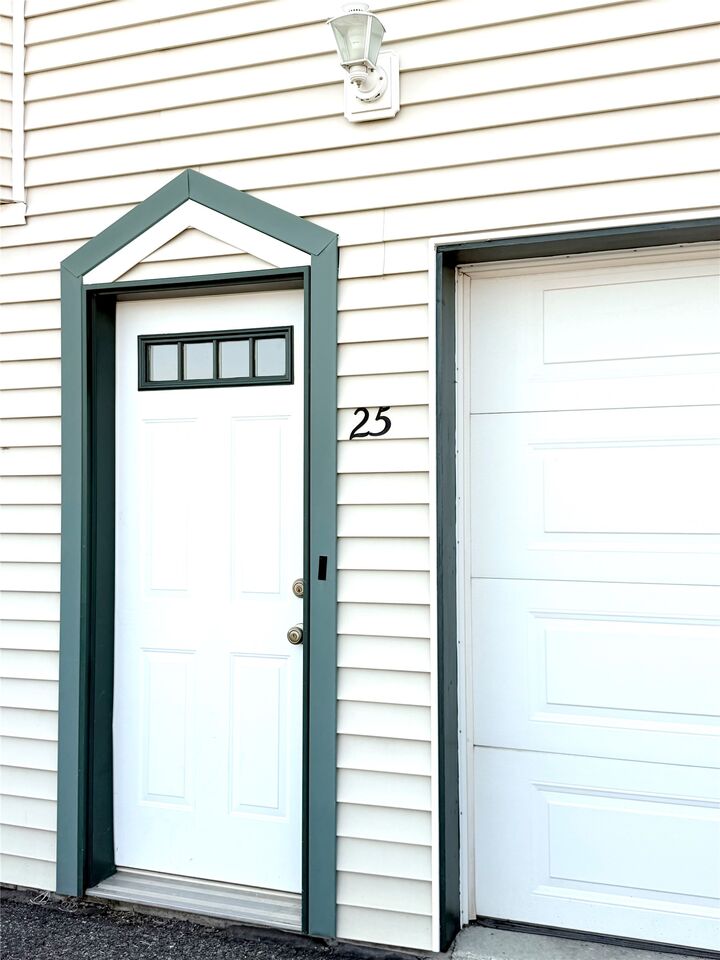 Property Photo: 25 Starbuck Court MT 59601