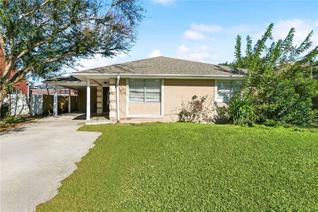 Property Photo: 4913 Avron Boulevard LA 70006