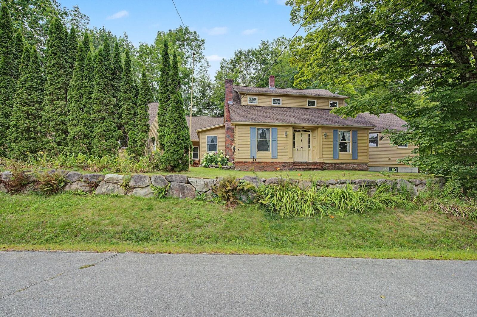Property Photo:  52 Chase Street  NH 03782 