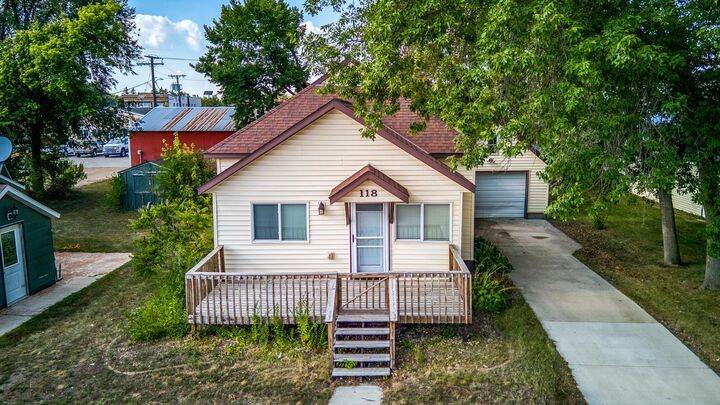 Property Photo: 118 E Colfax Street MN 56361
