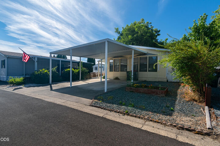 Property Photo: 3431 S Pacific Highway Spc 147 OR 97501