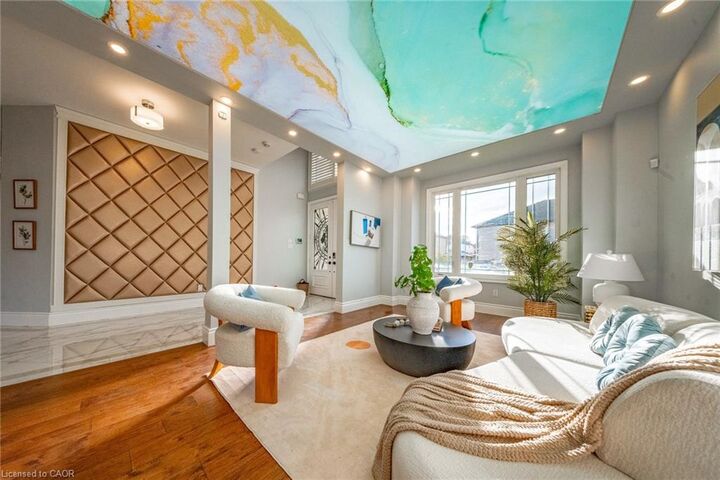 Property Photo:  7 Riesling Court  ON L8G 0B4 