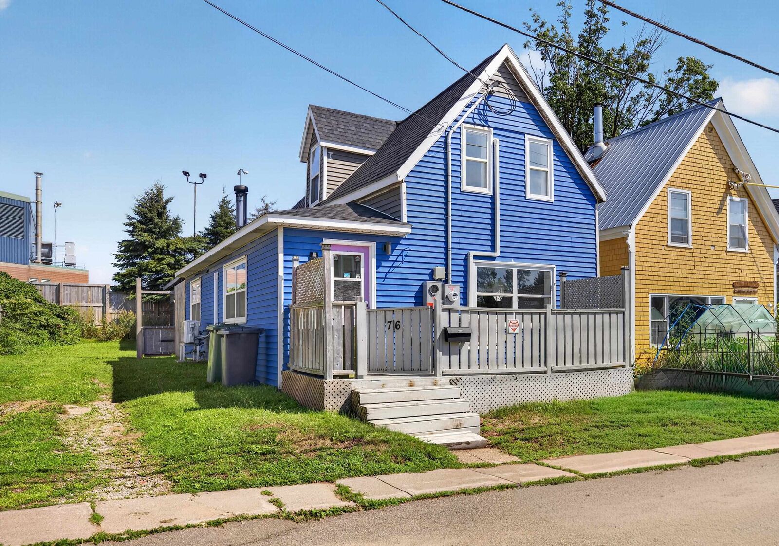 Property Photo:  76 Beach Street  PE C1A 5G8 