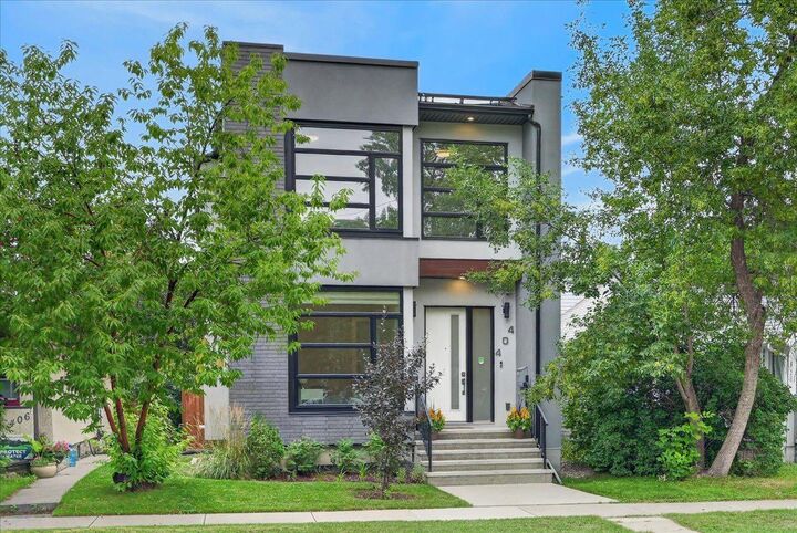 Property Photo:  404 12 Avenue NW  AB T2M 0C9 