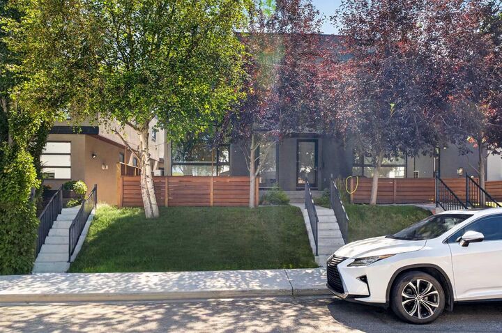 Property Photo: 1709 36 Avenue SW 1 AB T2T 2G4