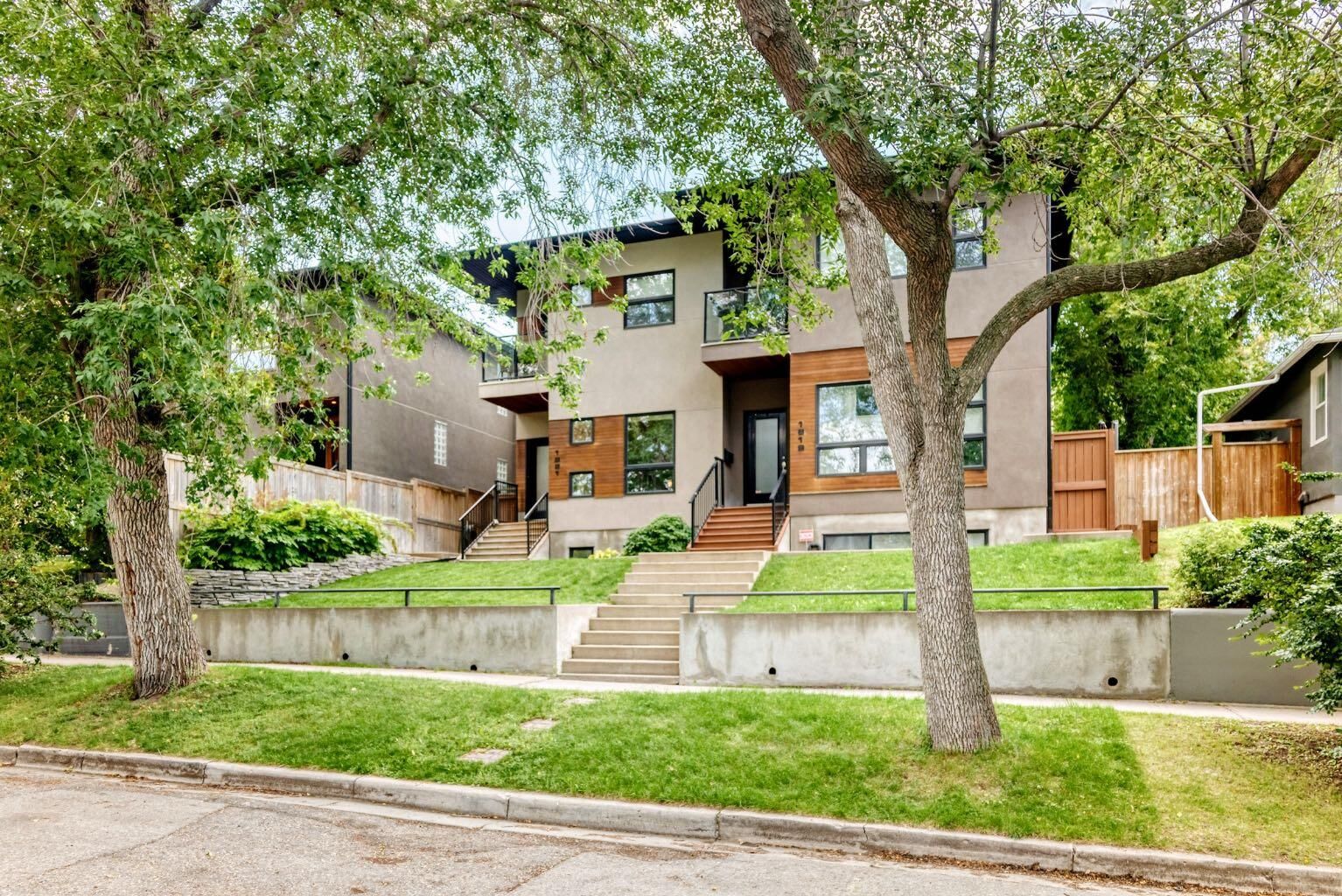 Property Photo: 1821 18 Street SW AB T2T 4T2