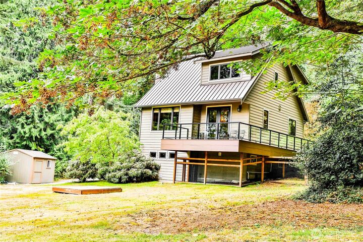 Property Photo:  8039  Cultus Bay Road  WA 98236 