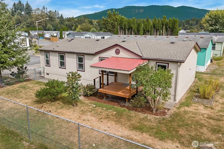 Property Photo:  700 N Reed Street 30  WA 98284 