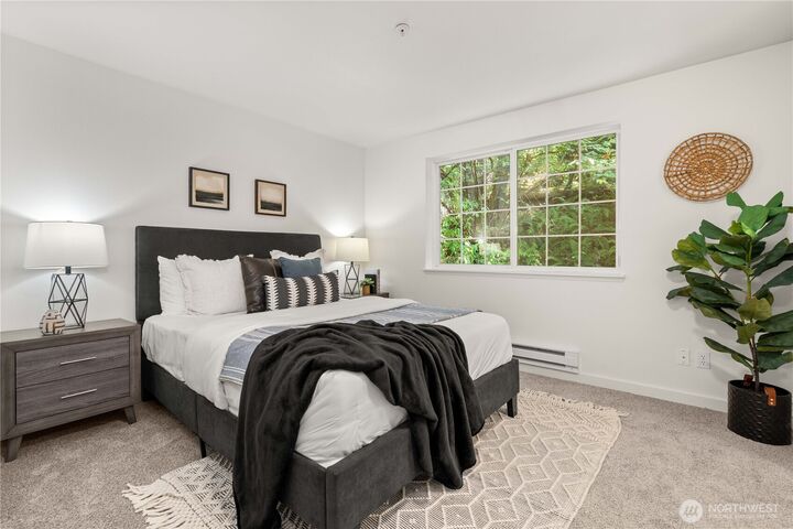 Property Photo: 1628 118th Avenue SE F217 WA 98005
